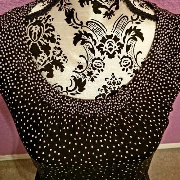 Croft & Barrow Petite M sleeveless dress wear top - Picture 2 of 7